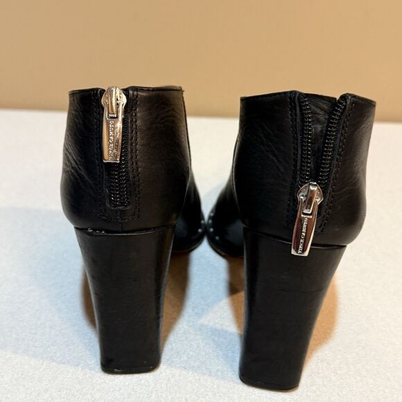 Vince Camuto Small rounded studs trace the dramatic, pointy-toe Boots Size 6.5 - Picture 3 of 10